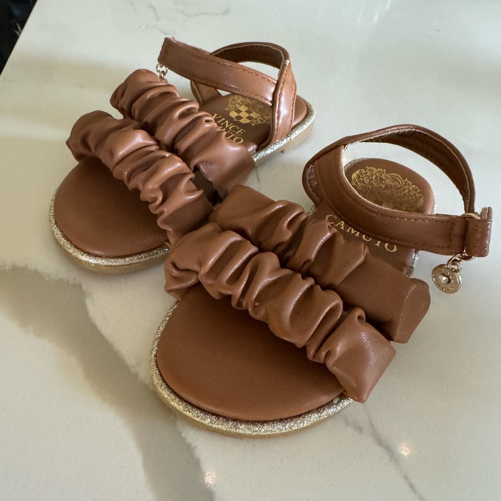 VINCE CAMUTO BABY TODDLER SANDALS GIRL SZ 7